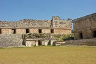 Uxmal - Das Nonnenkloster